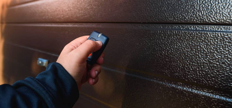 automatic door opener with remote control in West Modesto